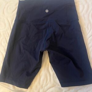 Lululemon 8 inch bike shorts align size 6